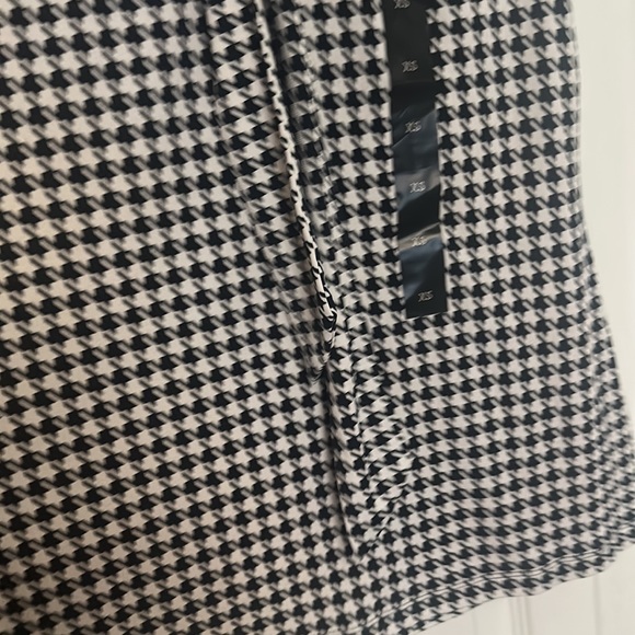 Banana Republic houndstooth sleeveless top with necktie size xs NWT - Picture 5 of 6